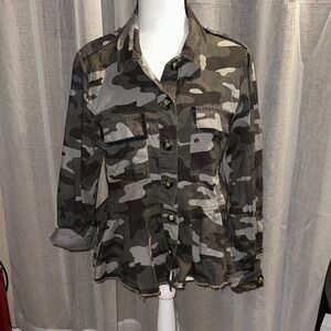 Knox Rose Camo Jacket peplum style size M